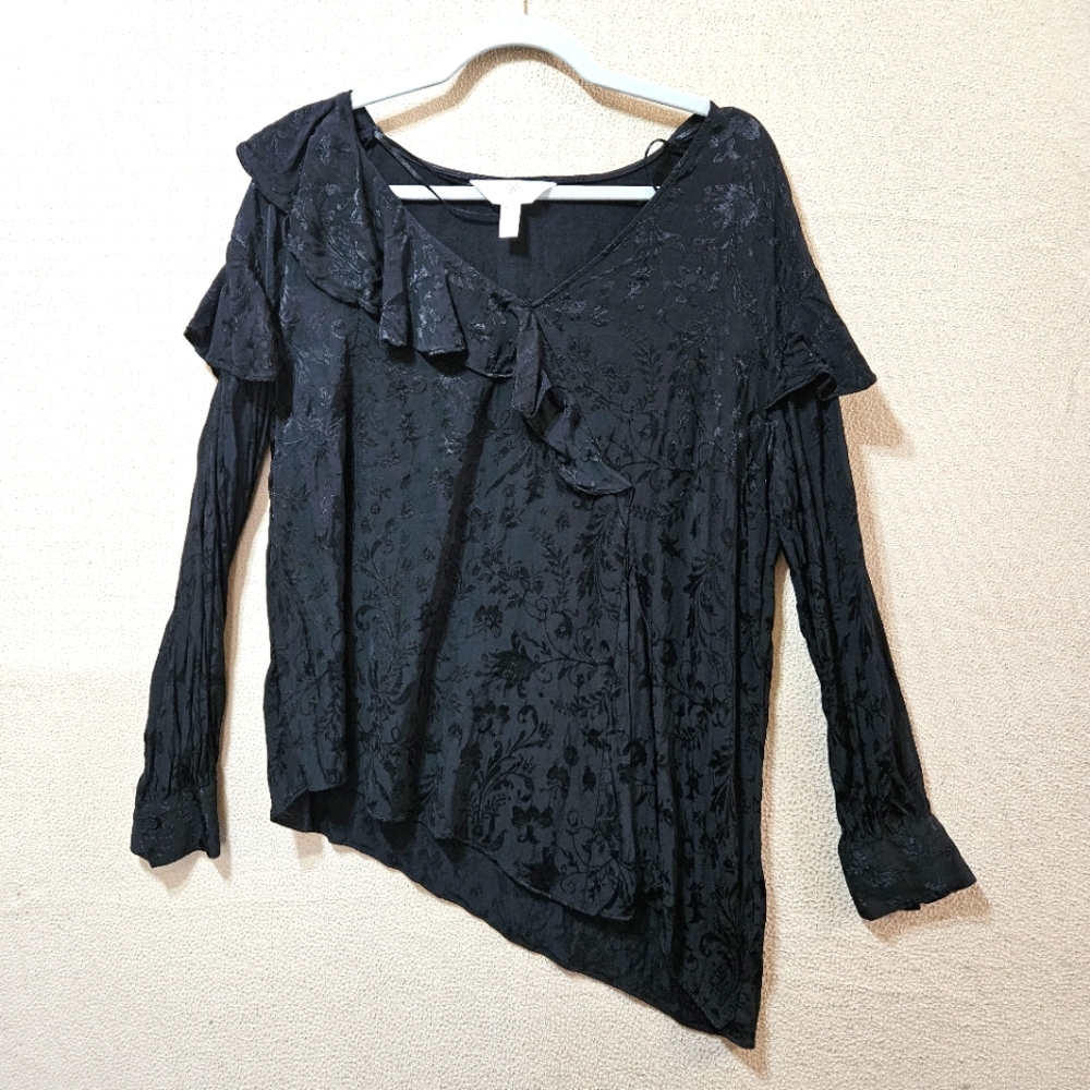 A MTL 1980 Black Ruffled Asymetrical Women's Top